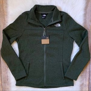 The North Face Women’s Upper Cliff Sweater Fleece Jacket